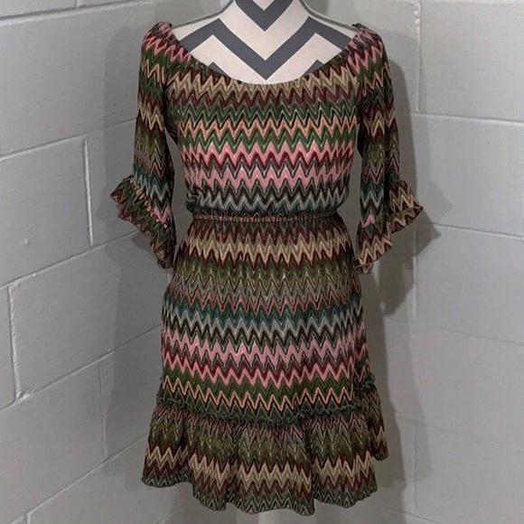 As U Wish Dresses & Skirts - AS U WISH Zigzag Peasant Dress, Size Small